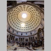 Pantheon, photo Sarahhoa, Wikipedia.jpg